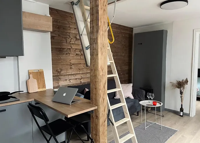 Jannseni Summer House With Ac And Free Private Parking